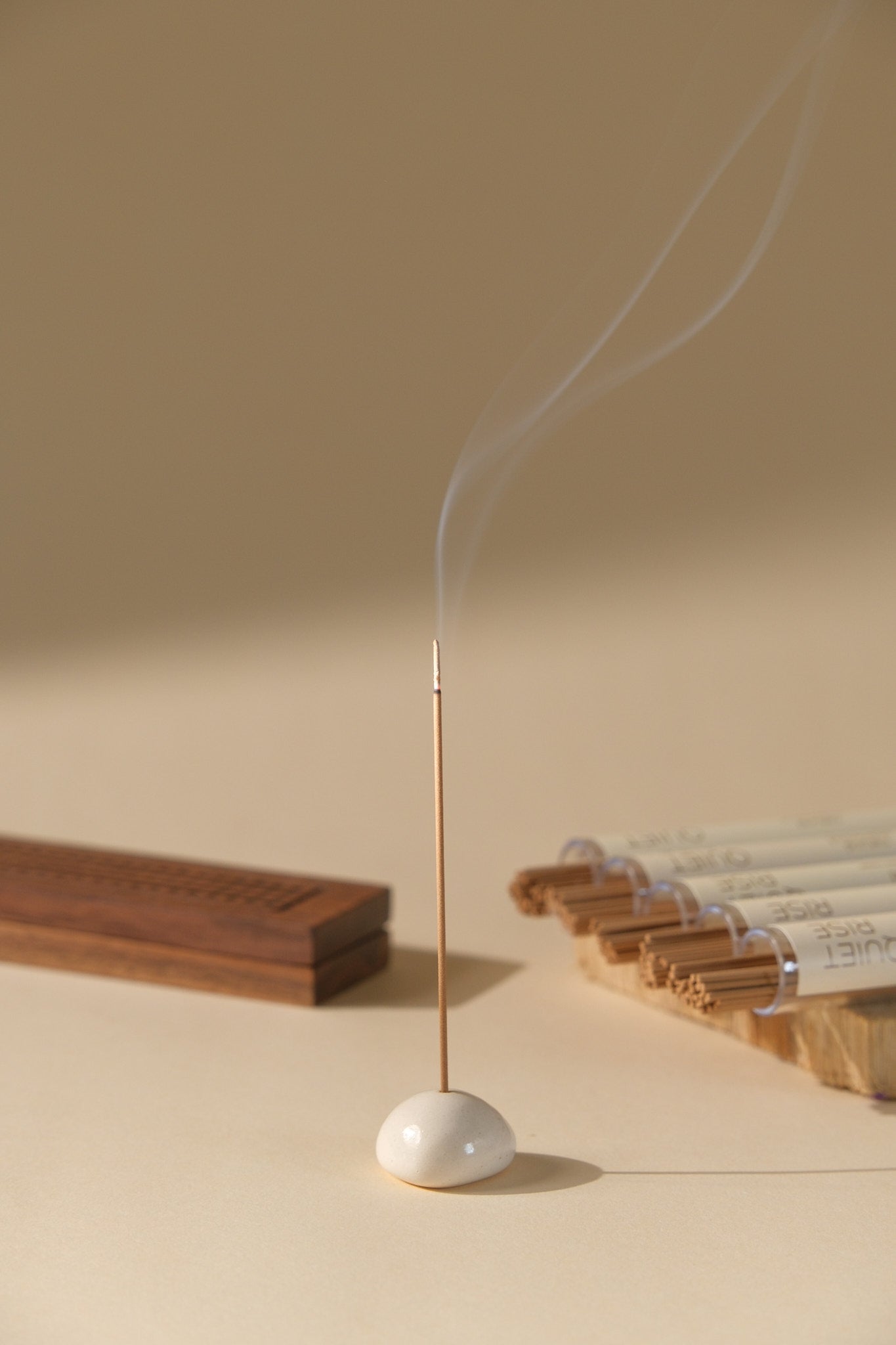 Quiet Rise — Where Your Daily Ritual With Agarwood Begins