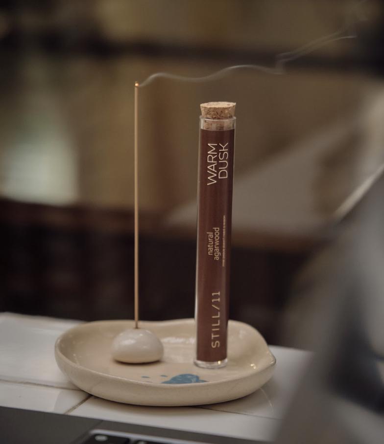 Warm Dusk Agarwood Incense Sticks: Organic Meditation & Relaxation