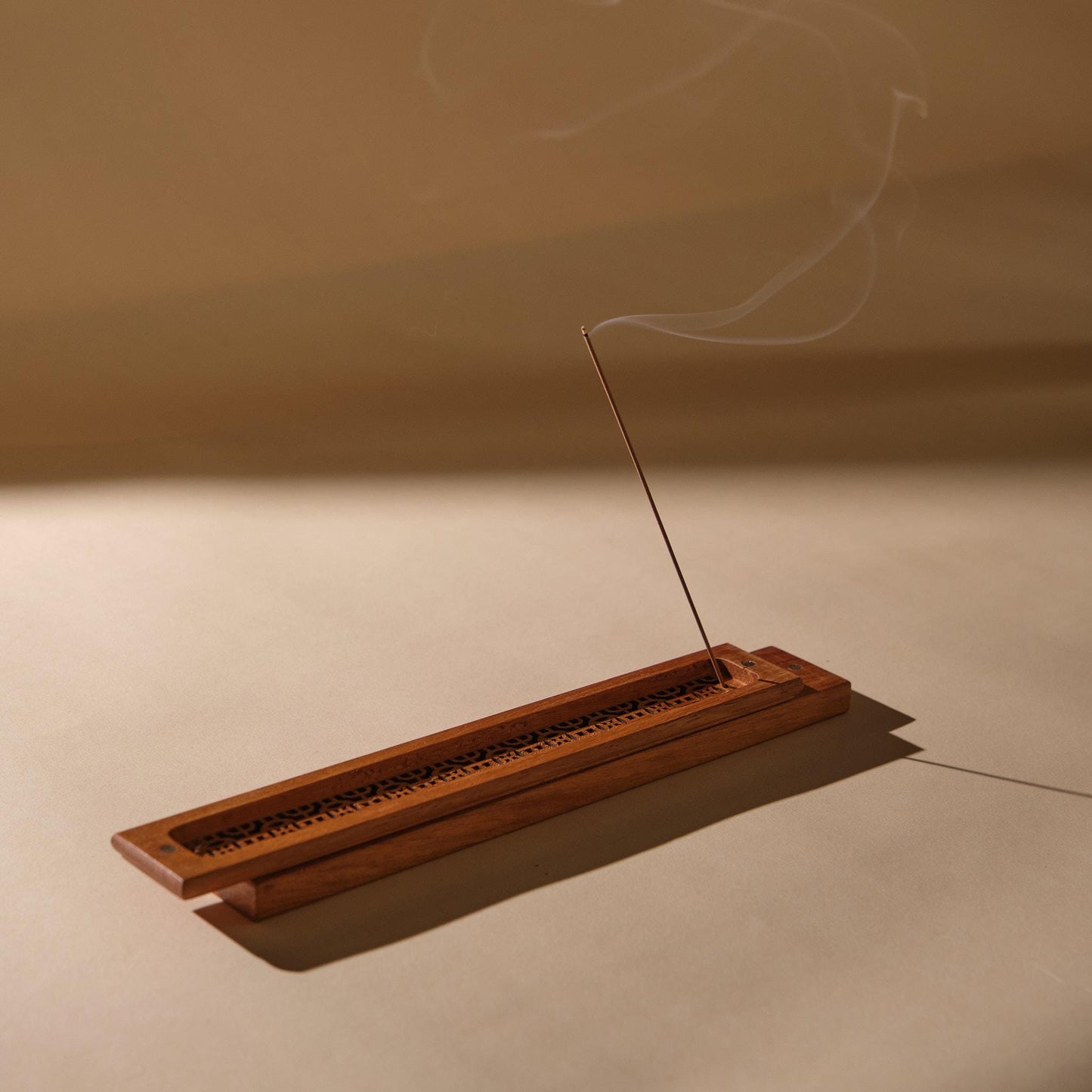 Handmade Ceramic Incense Holder Set: Rainy Cloud Design, Meditation Gift